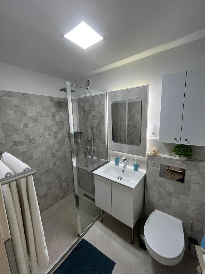 Boby S Studio With Free Parking Turda Bagian luar foto
