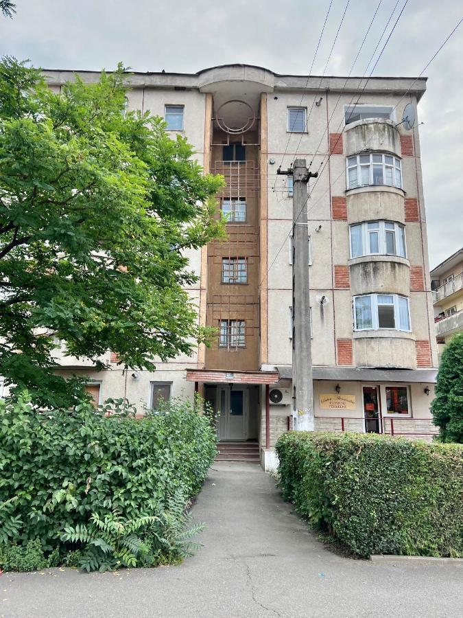 Boby S Studio With Free Parking Turda Bagian luar foto