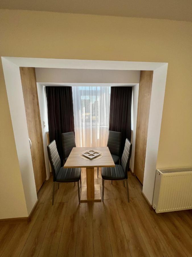Boby S Studio With Free Parking Turda Bagian luar foto